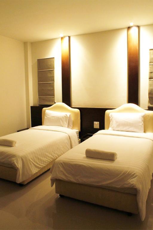 Saabpaiboon Grand Resort Ban Talat Стая снимка